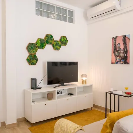Like-home-t1 Apt-the Counstryside In The Apartment