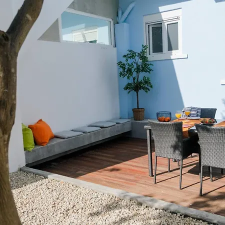 Like-home-t1 Apt-the Counstryside In The *